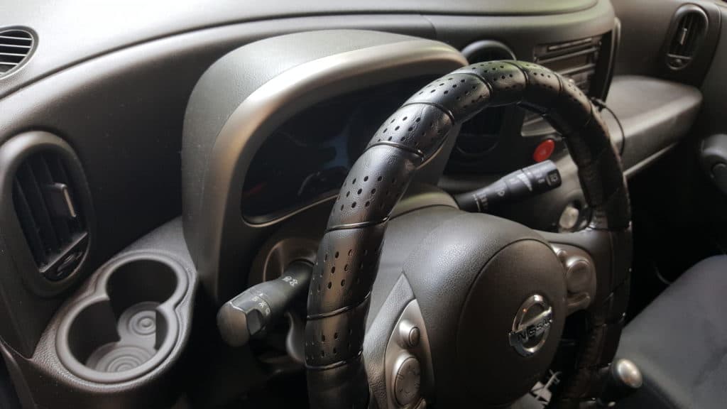 Cup holders of the Nissan Cube